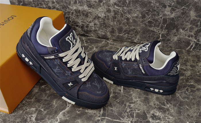 LV Trainer Sneaker navy blue