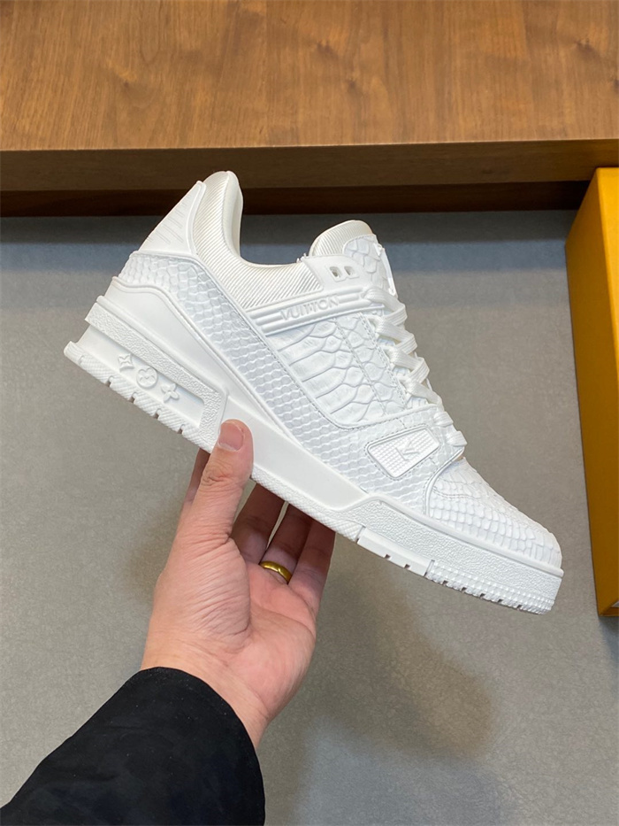 LV Trainer Sneaker white