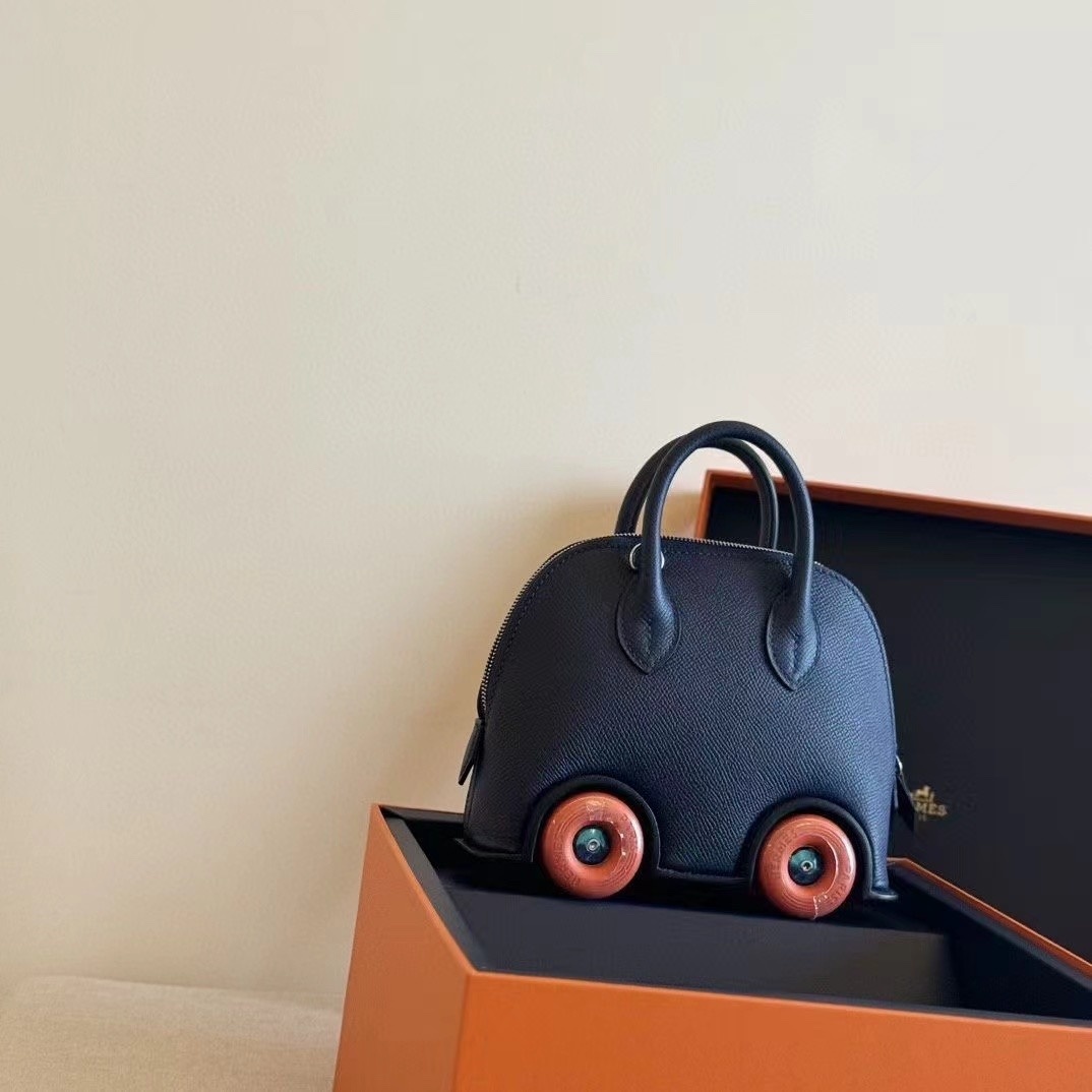 Hermes Picnic Kelly Handbag black