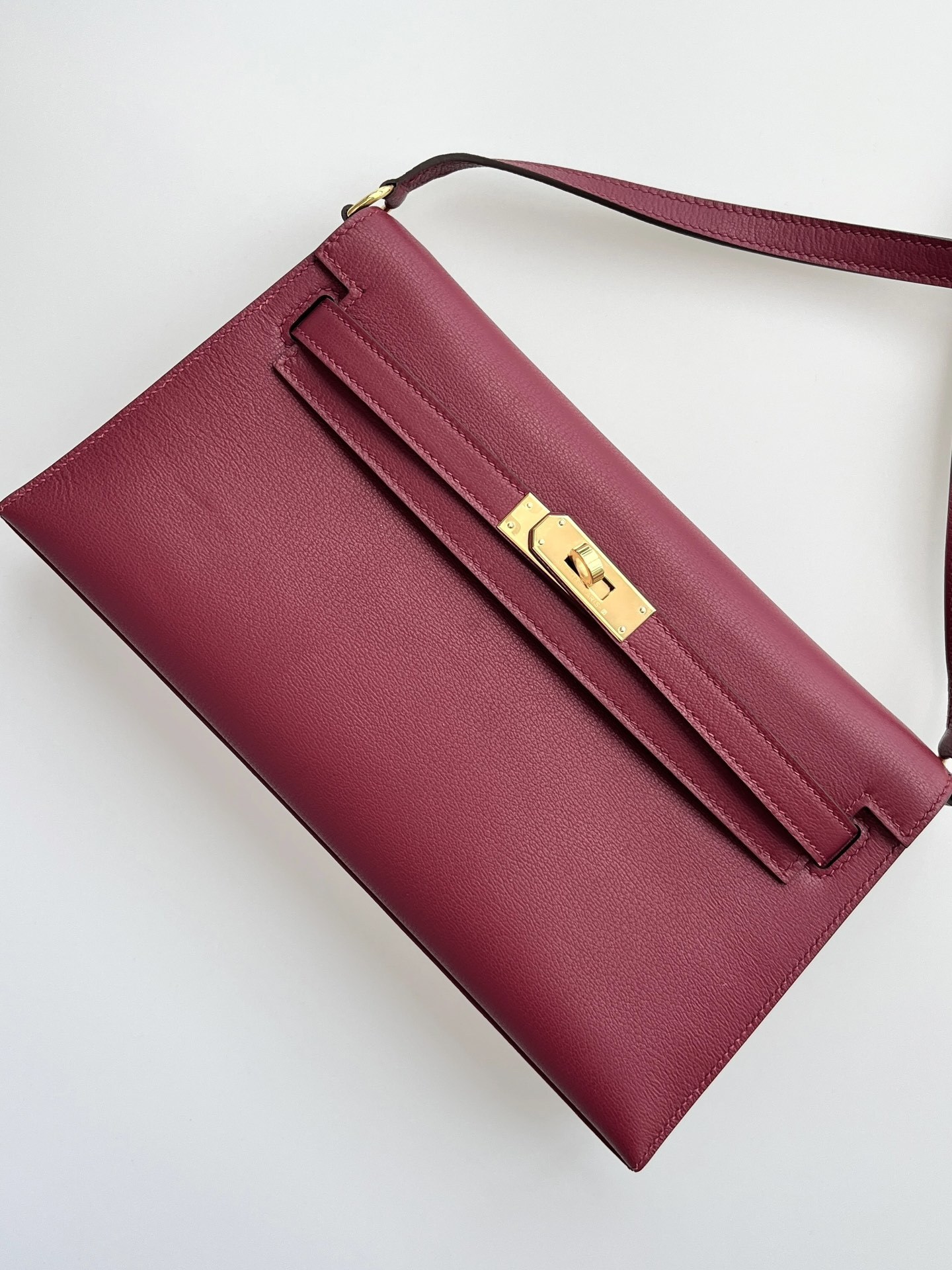 Hermes Mini Kelly 22 Pochette Bag