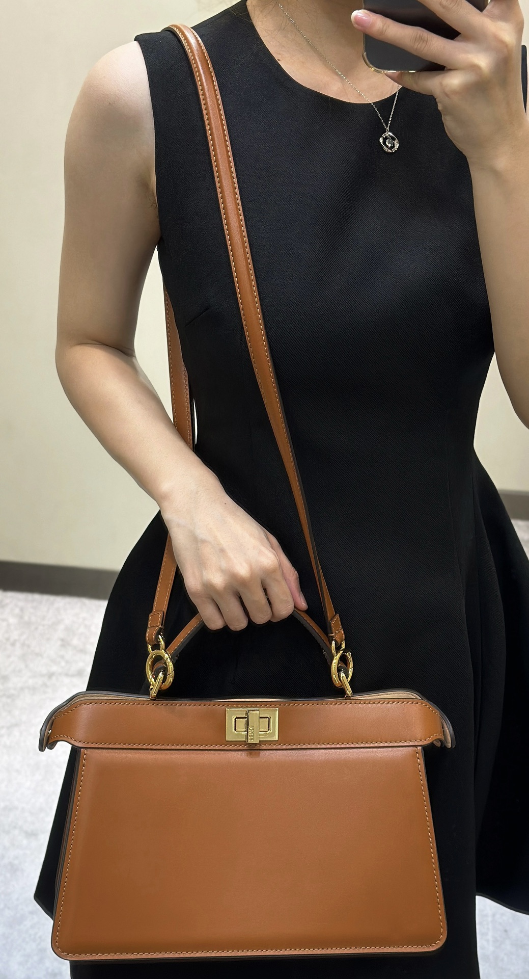FENDI peekaboo ISEEU