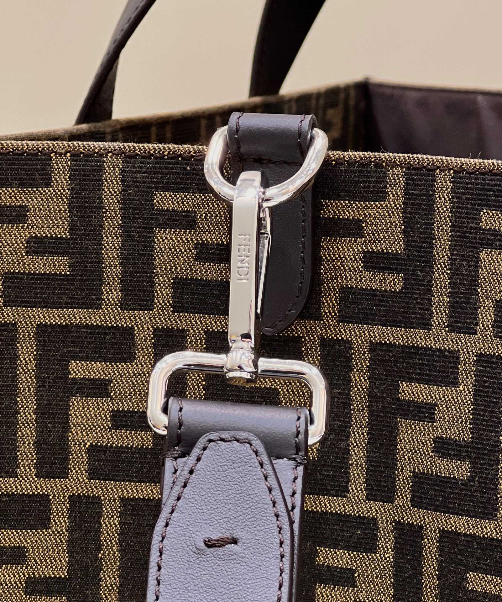 Fendi FF Old Flower Tote Neutral Style Shoulder Bag