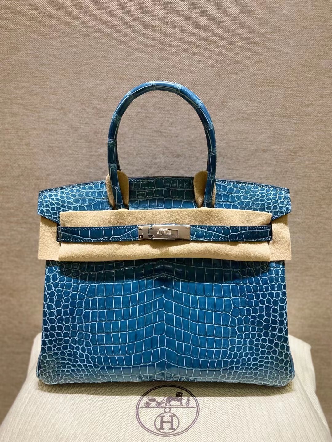 Hermes birkin 30 Blue Paon Shiny Crocodile Leather Gold