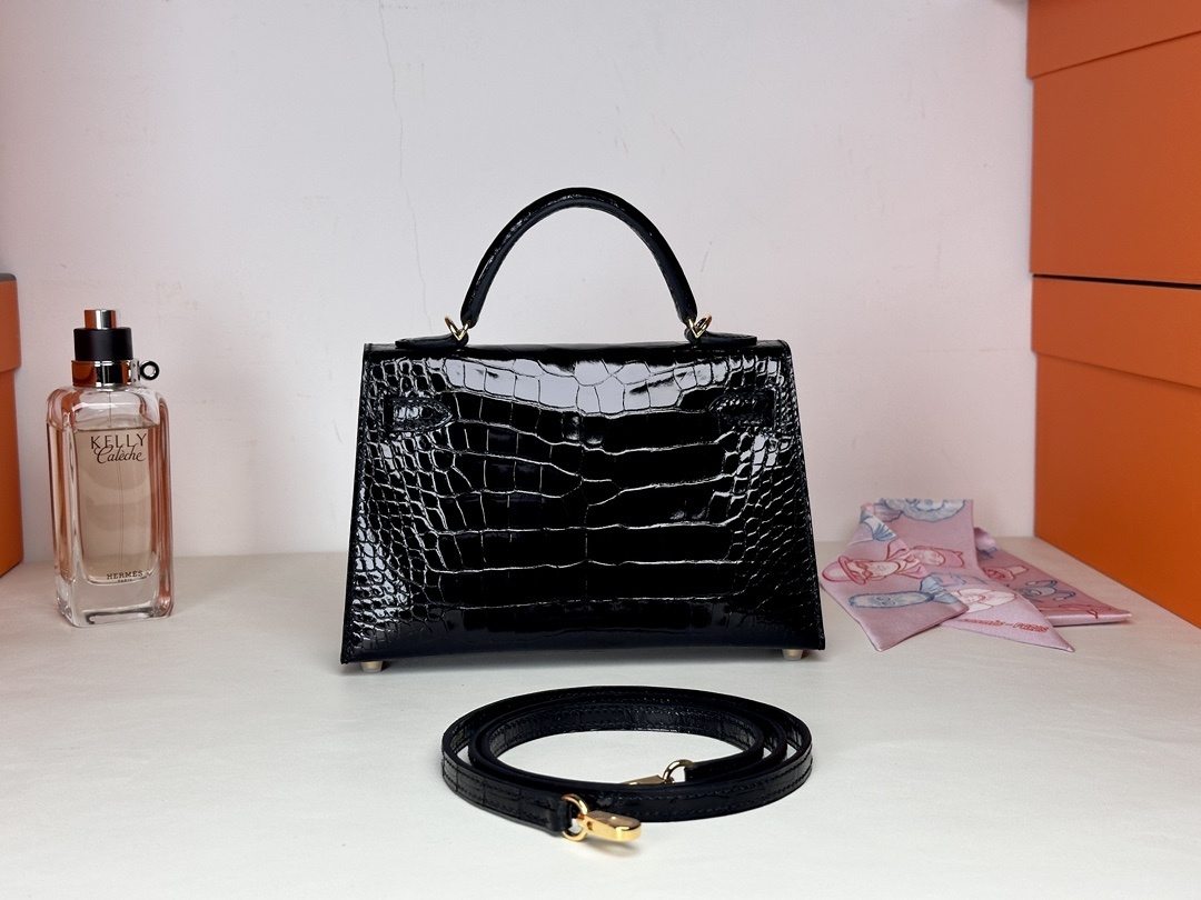Hermes Birkin Genuine Crocodile Bag Black