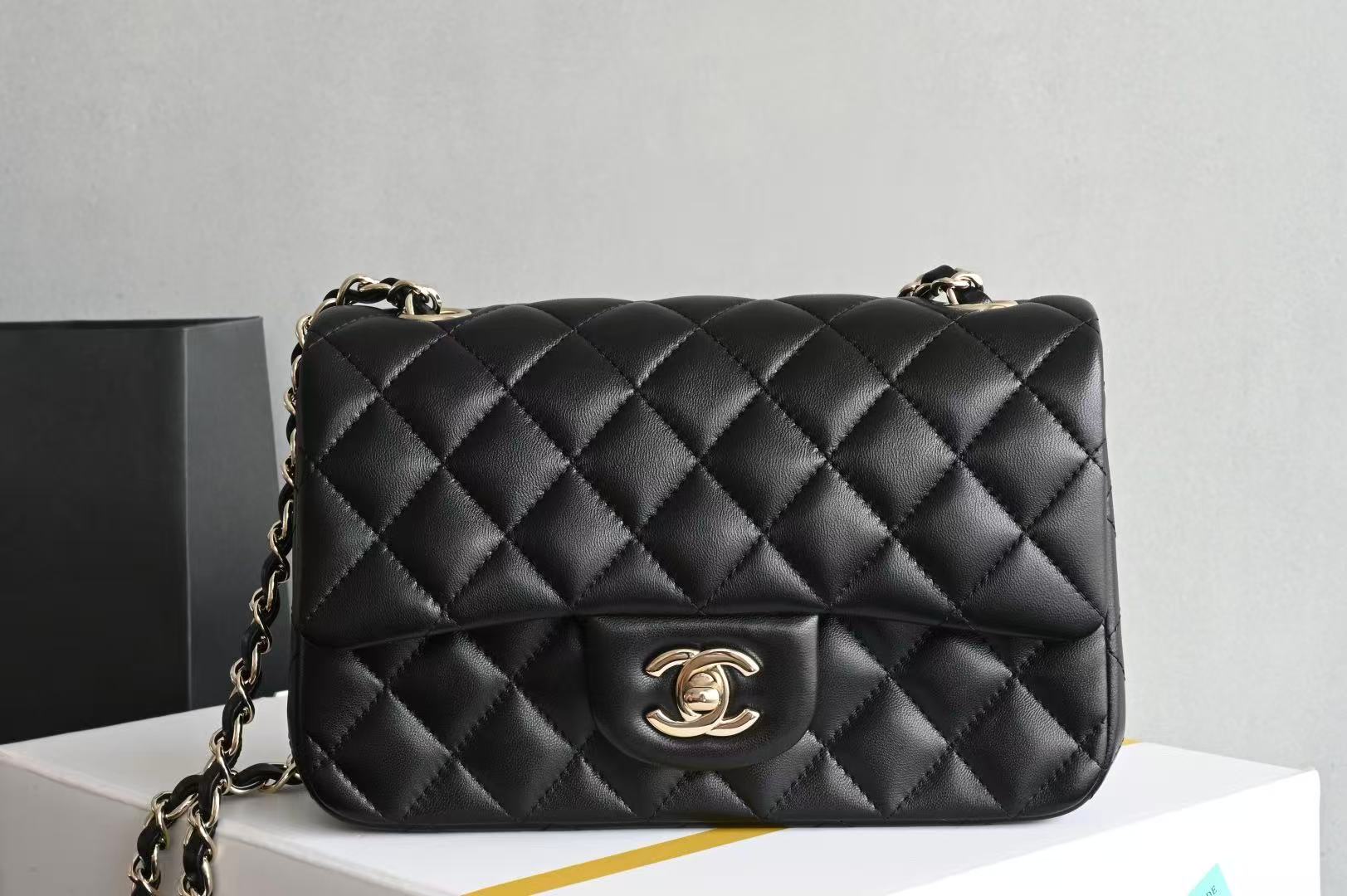Chanel Classic 20cm Flap bag Black GHW