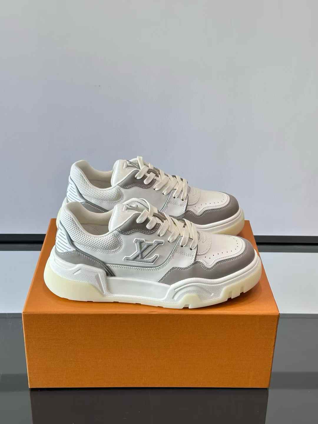LV Trainer Maxi Sneaker