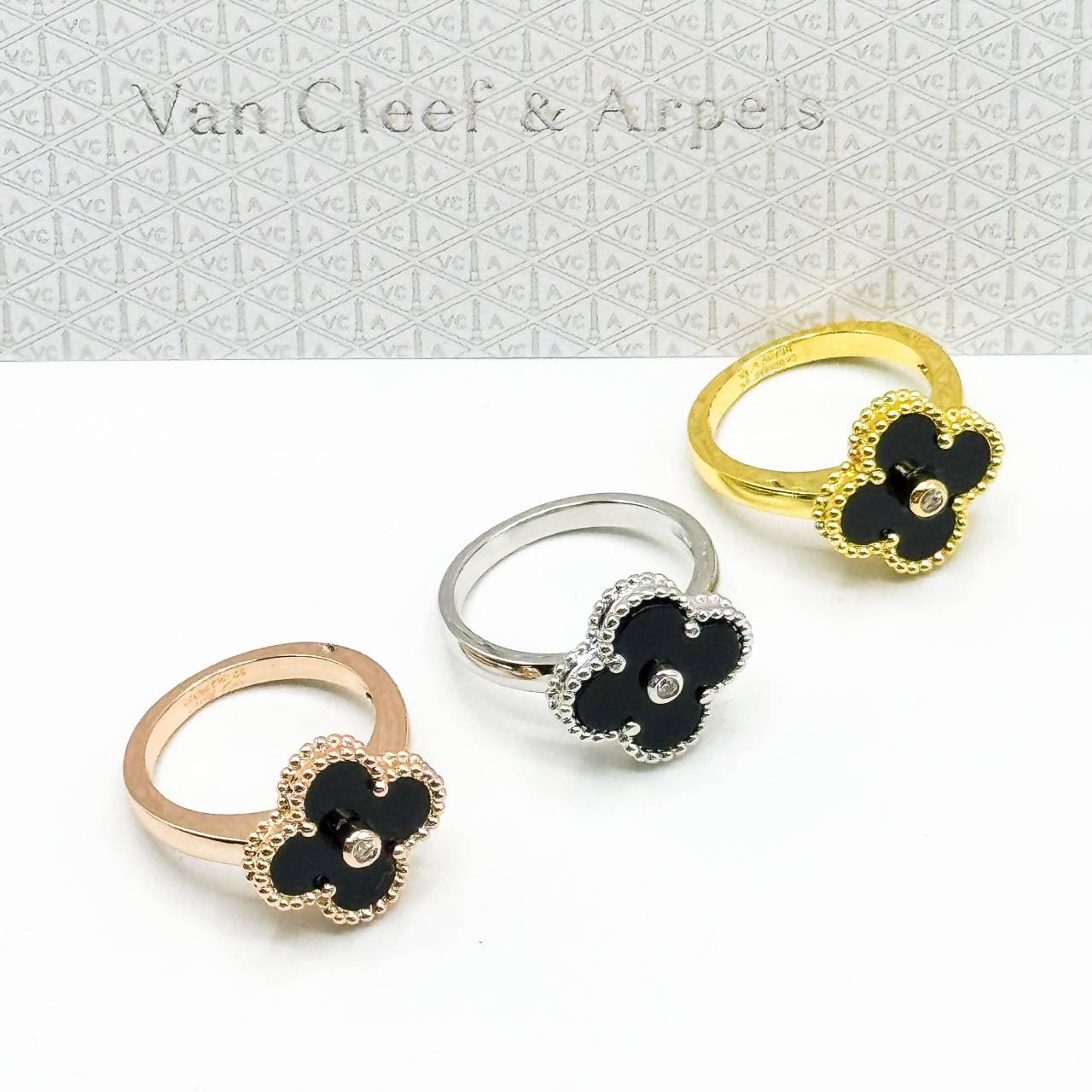 Van cleef and arpels ring