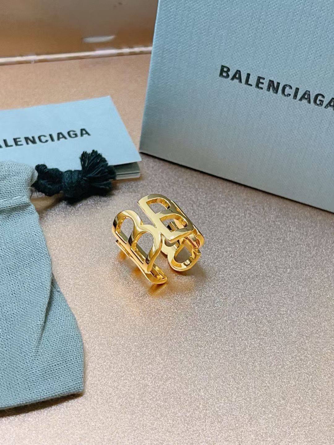 BALENCIAGA RING BB LOGO