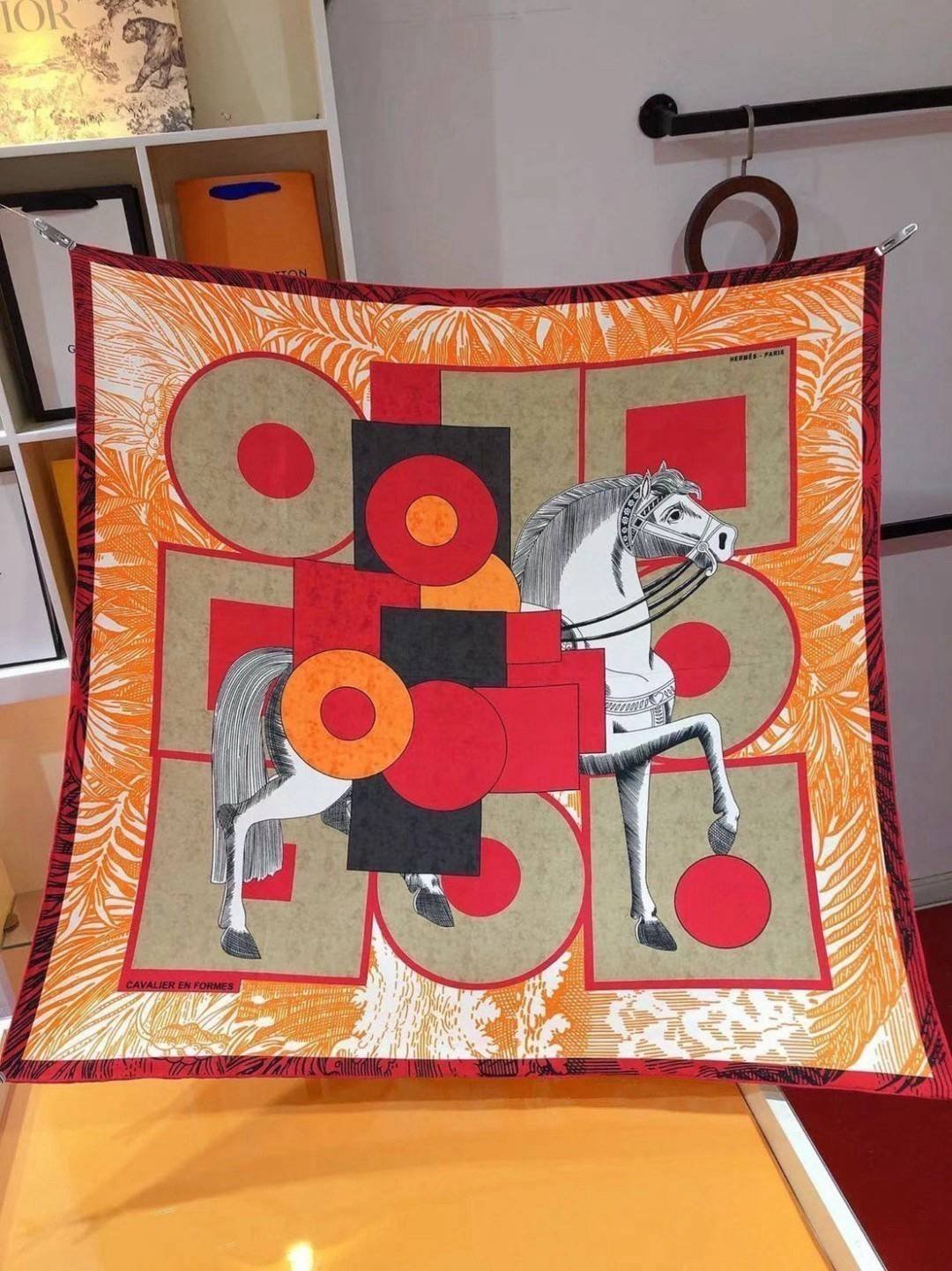 Hermes Scarf Best Ready to Ship Full Set Box Size: 87x87cm