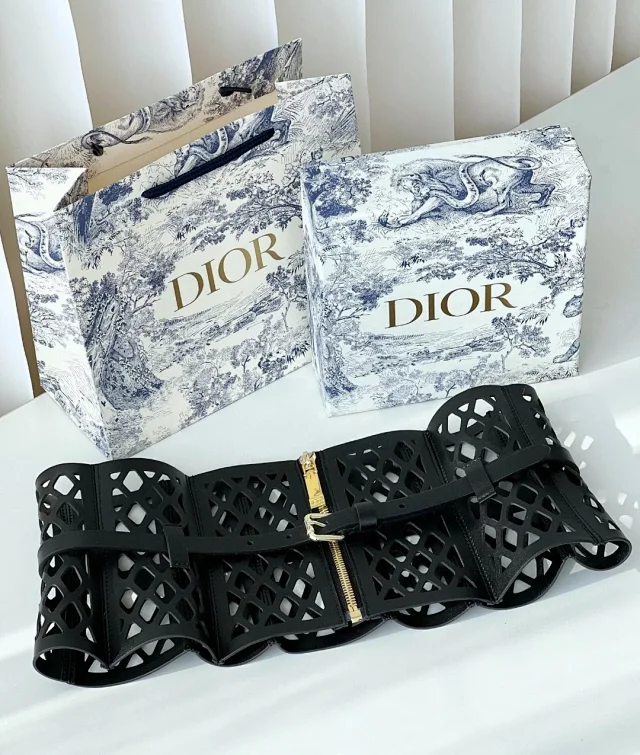 Dior "D-TRAP Belt"