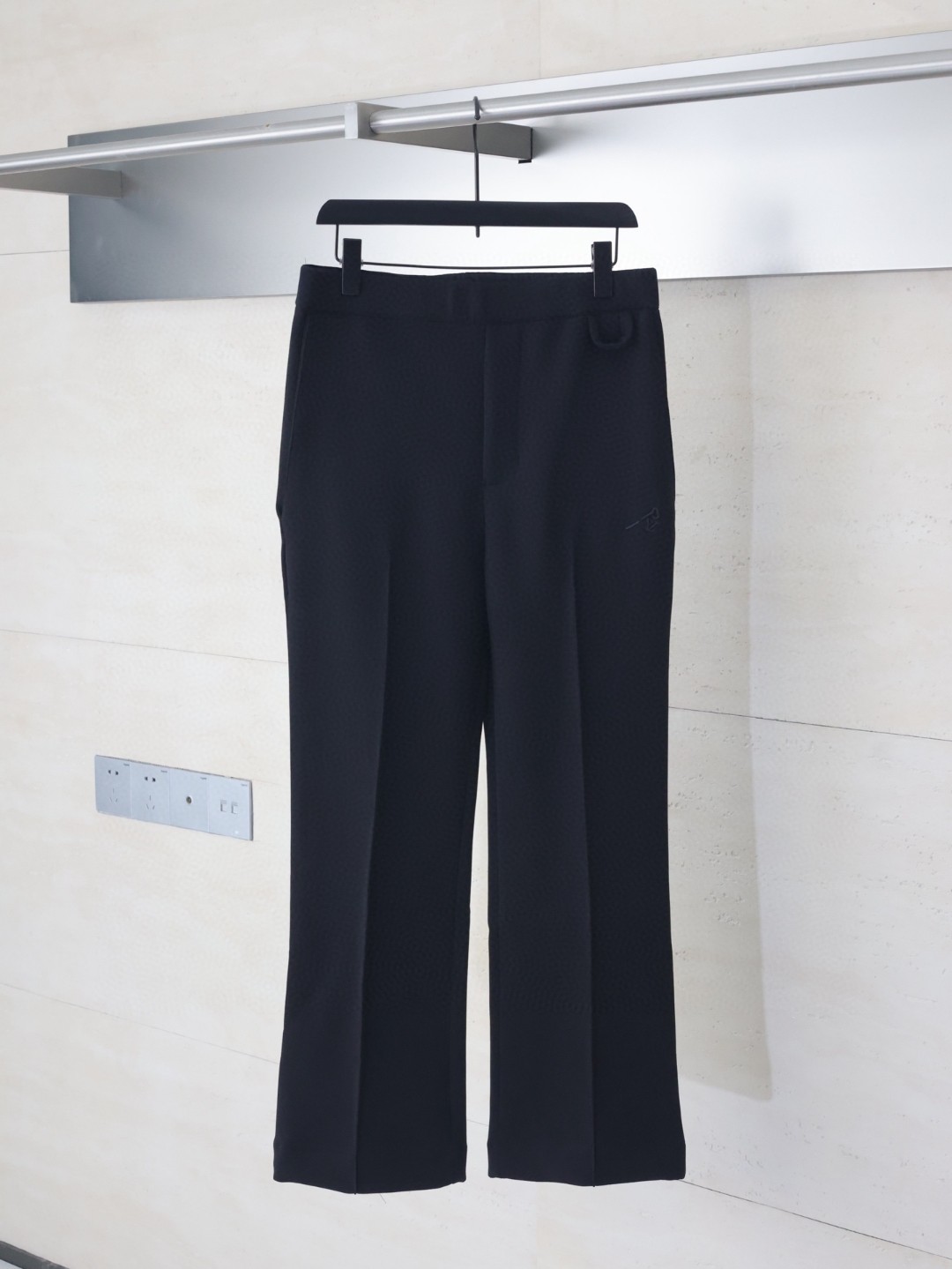 LV 1AFQX5 Blason Cotton Jacquard Chino Pants all colors