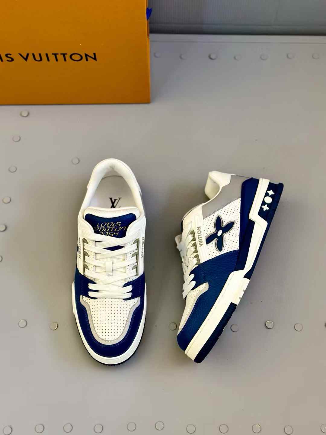 product-thumbnail