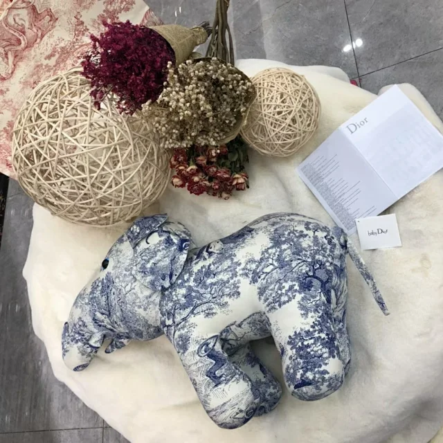 Dior blue and white porcelain elephant gift