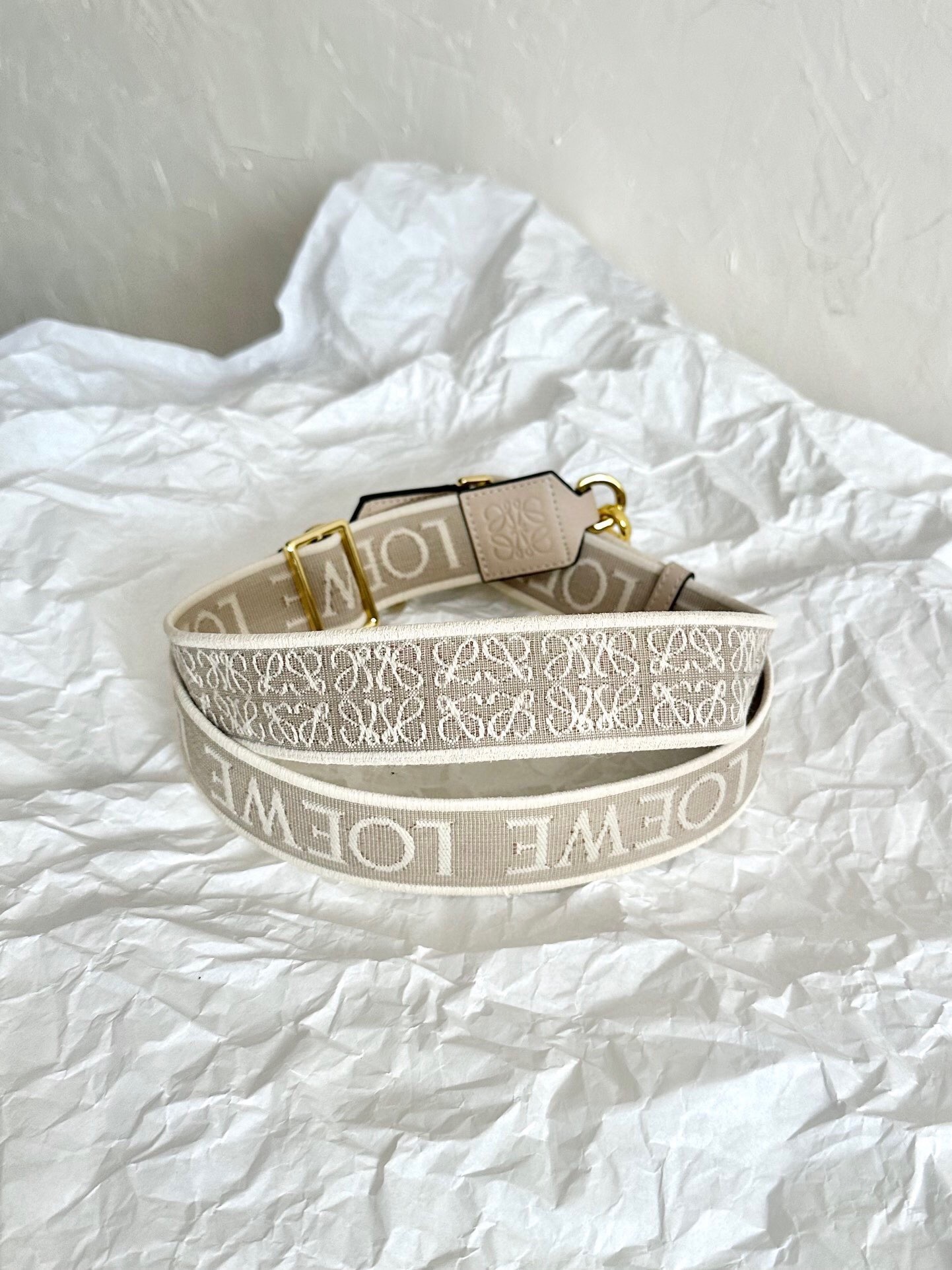 Loewe Anagram strap in jacquard and calfskin Grey