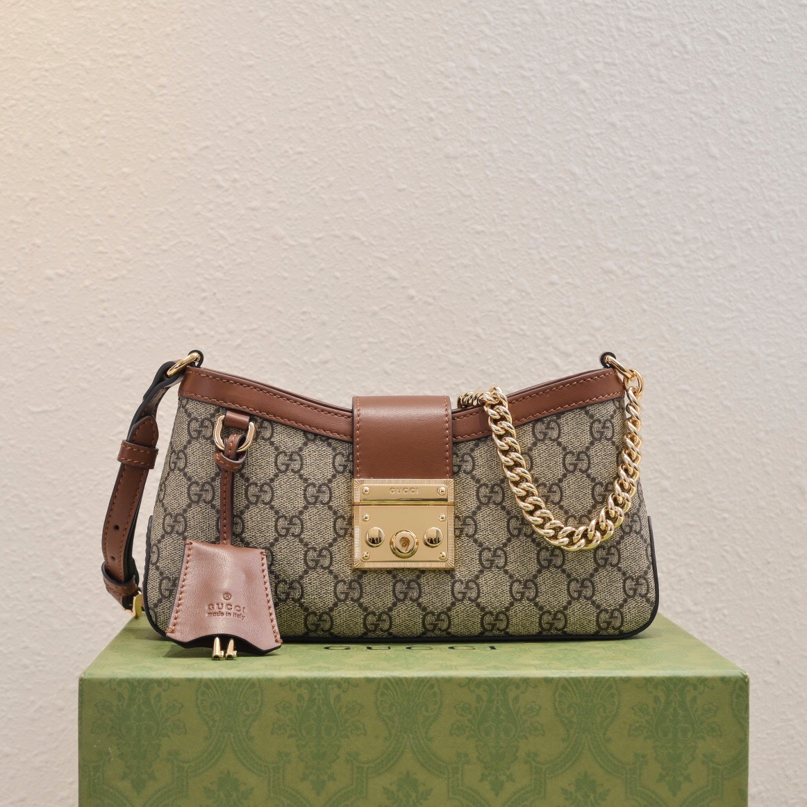 GUCCI Jackie padlock Small Shoulder Bag brown
