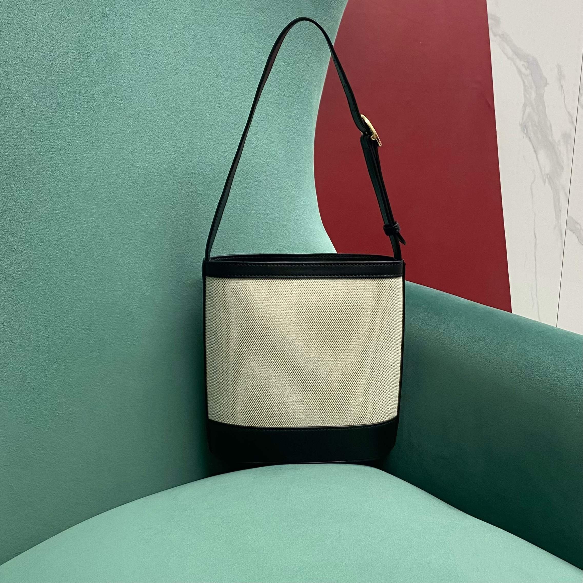 Gucci 73 Mini Bucket Bag