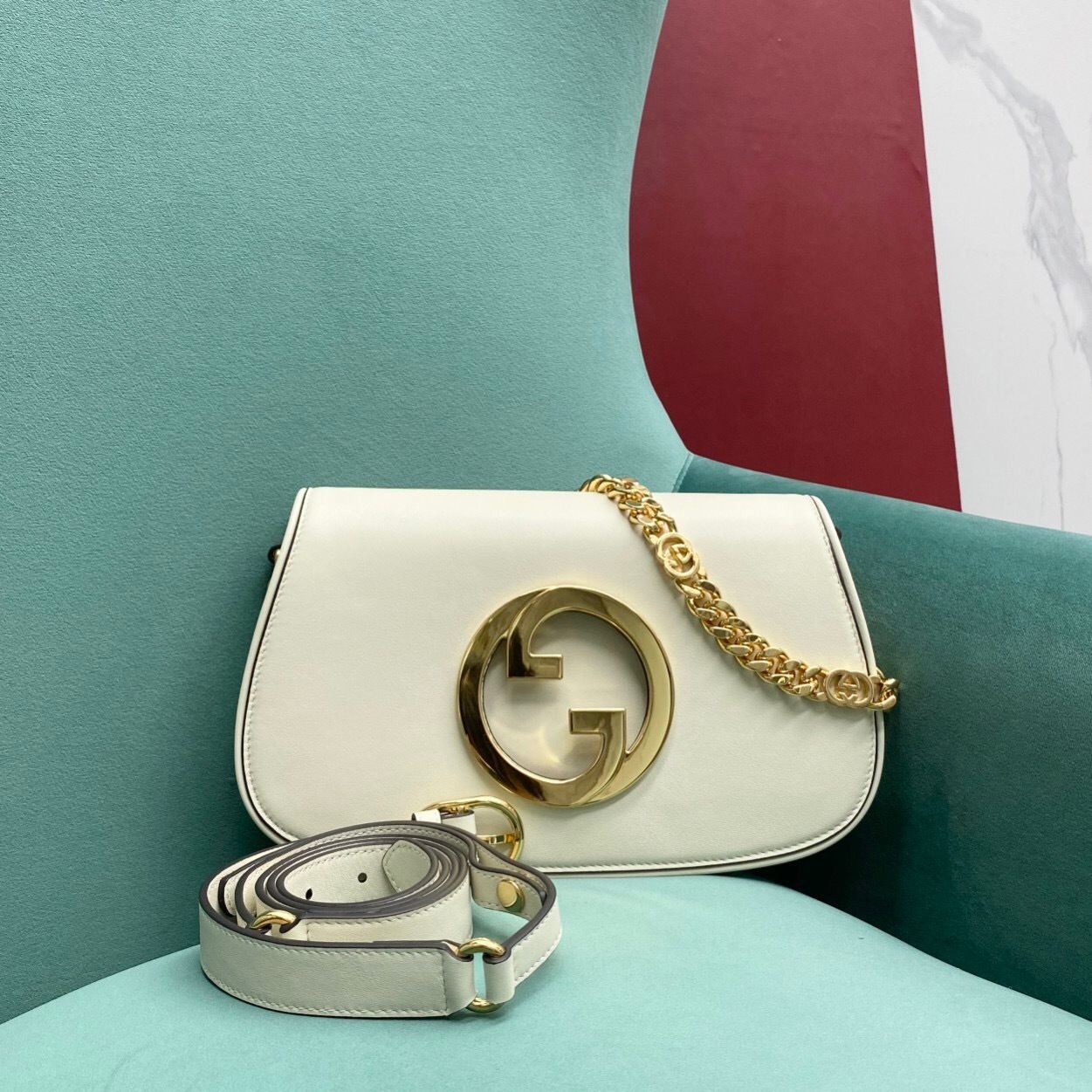 Gucci Interlocking G Blondie leather shoulder bag