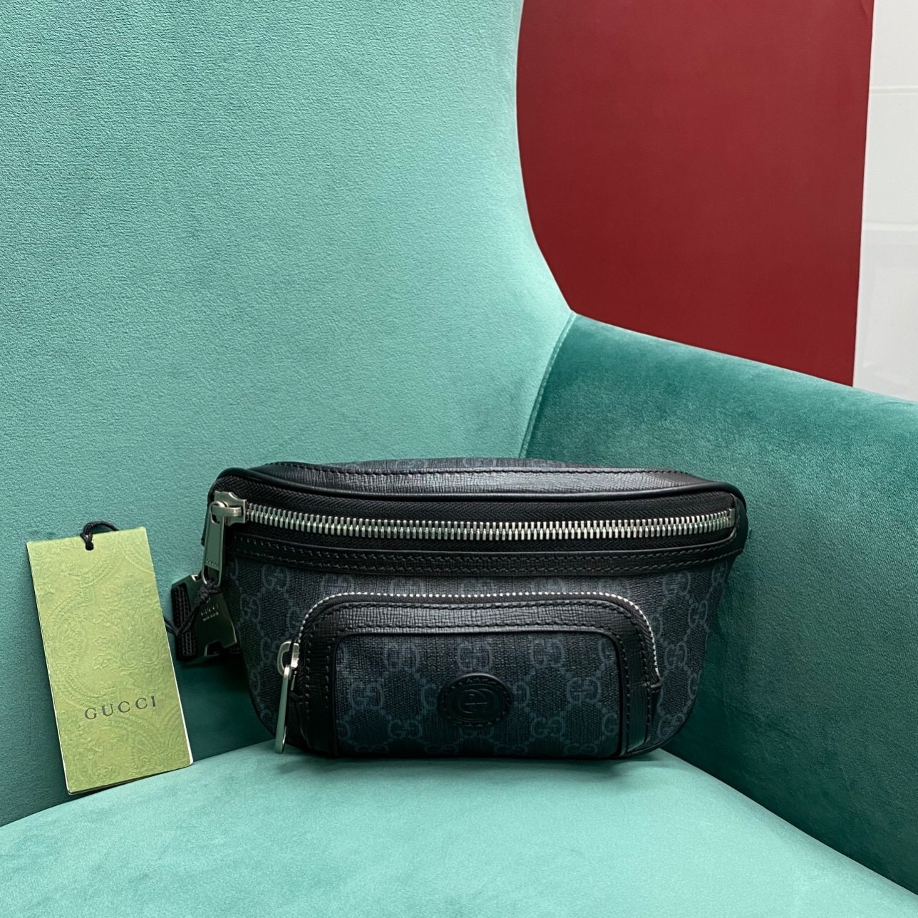 Gucci Black GG Supreme Canvas Small Interlocking G Belt Bag