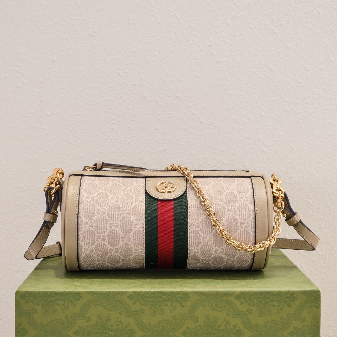 Gucci Ophidia mini GG Supreme Shoulder Bag