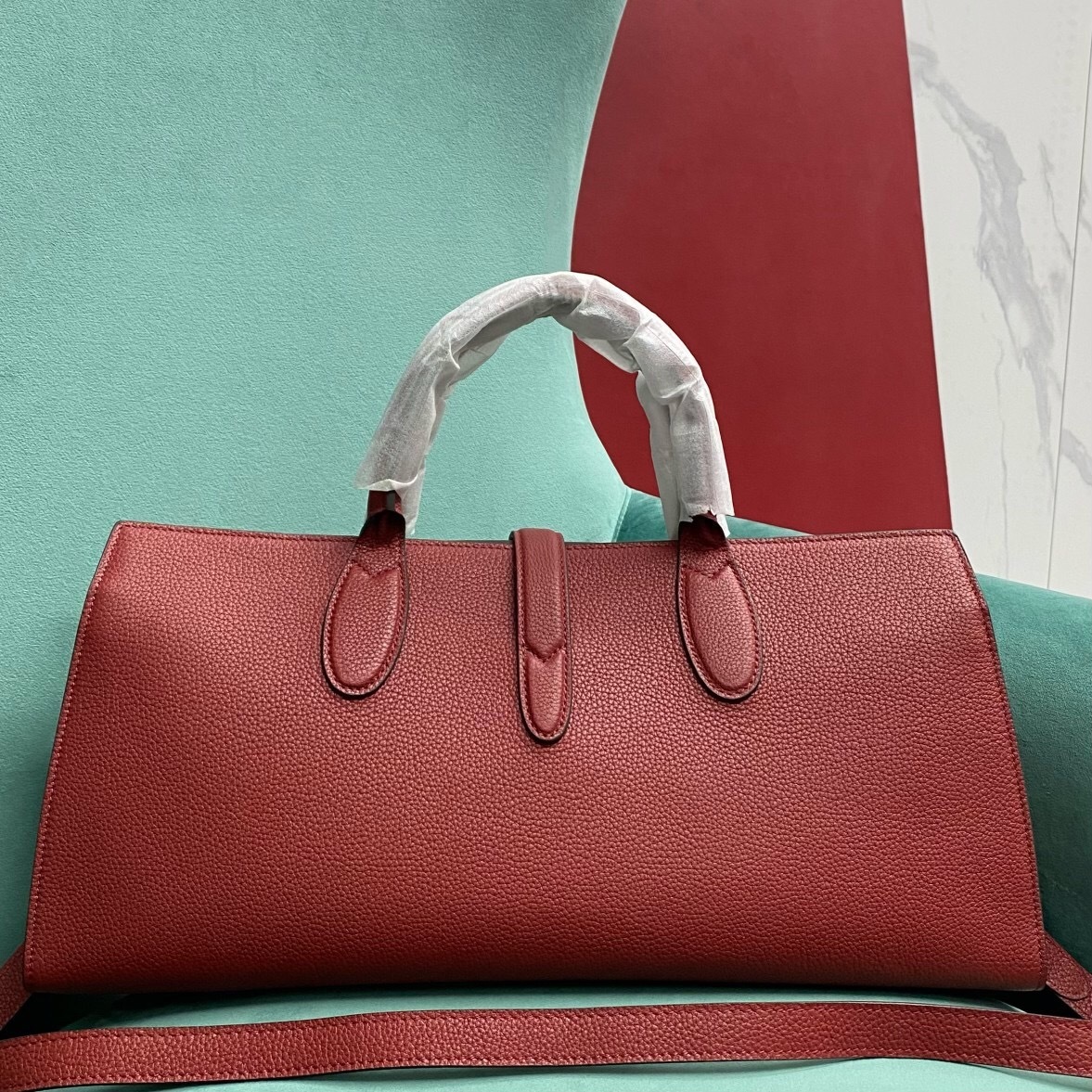 Gucci Medium Tote Bag with Hook Closure