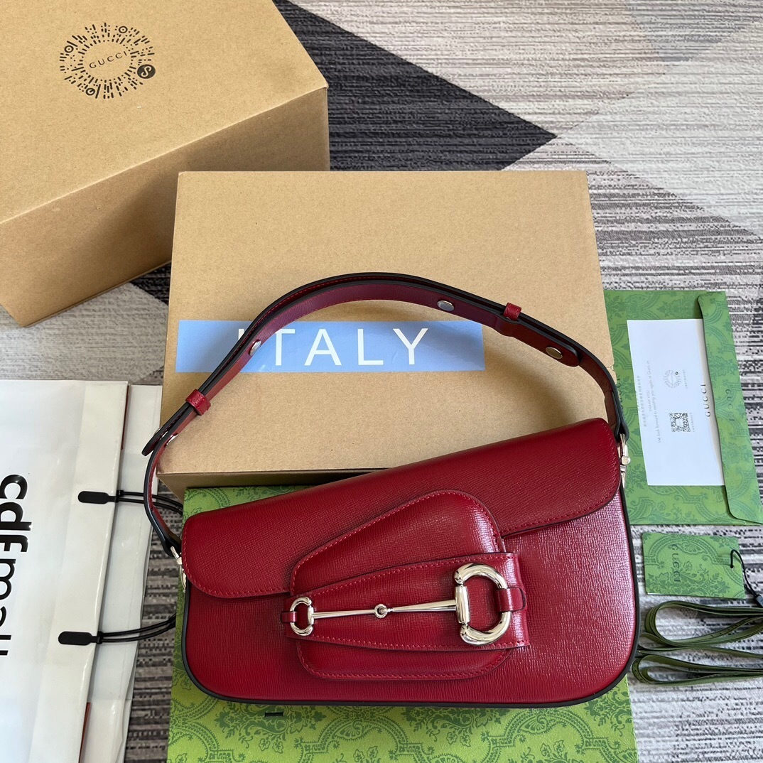 Gucci Horsebit Shoulder Bag