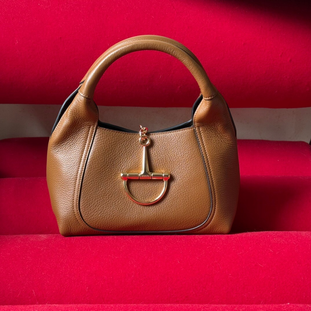 Gucci Softbit medium top handle bag