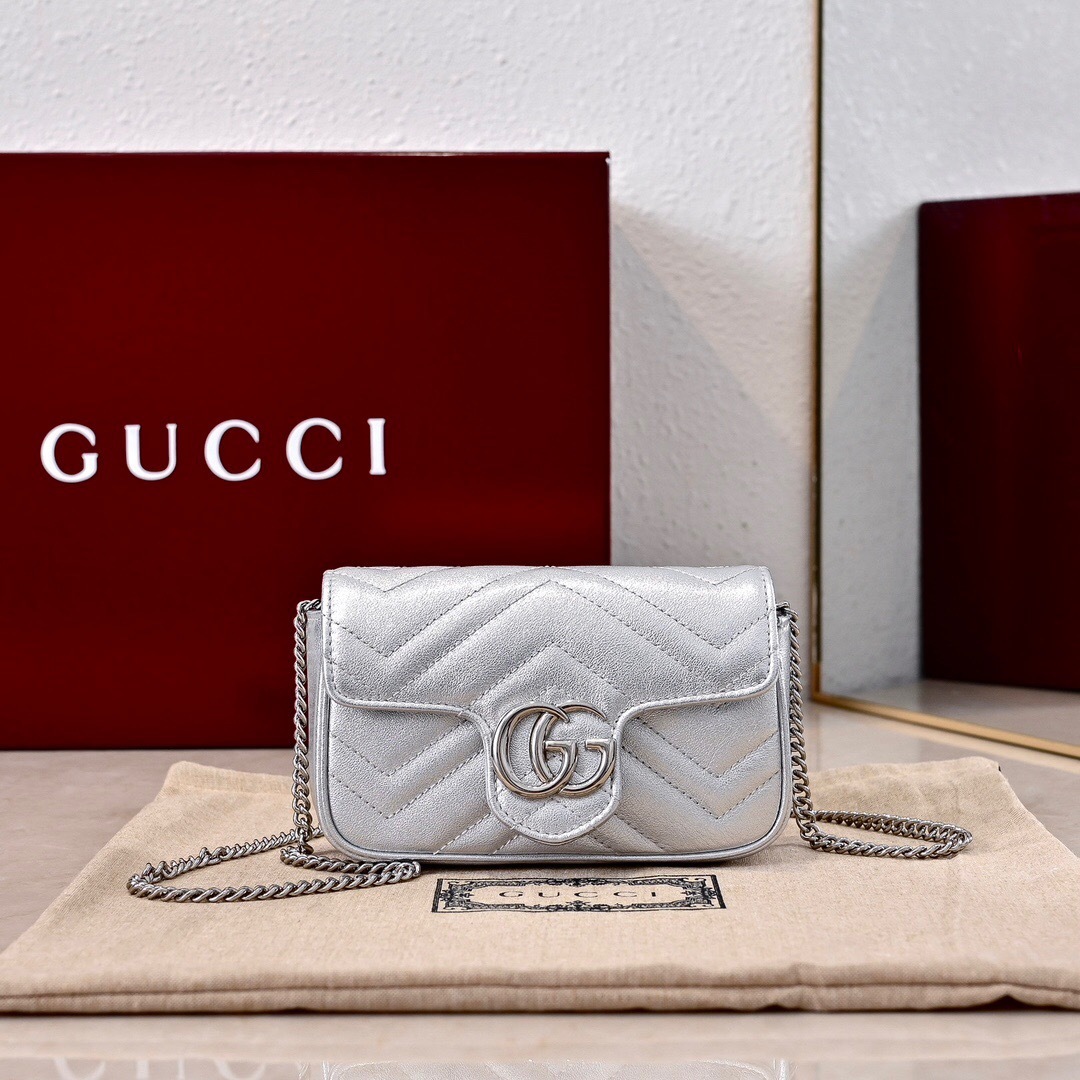 Gucci GG Marmont shoulder bag