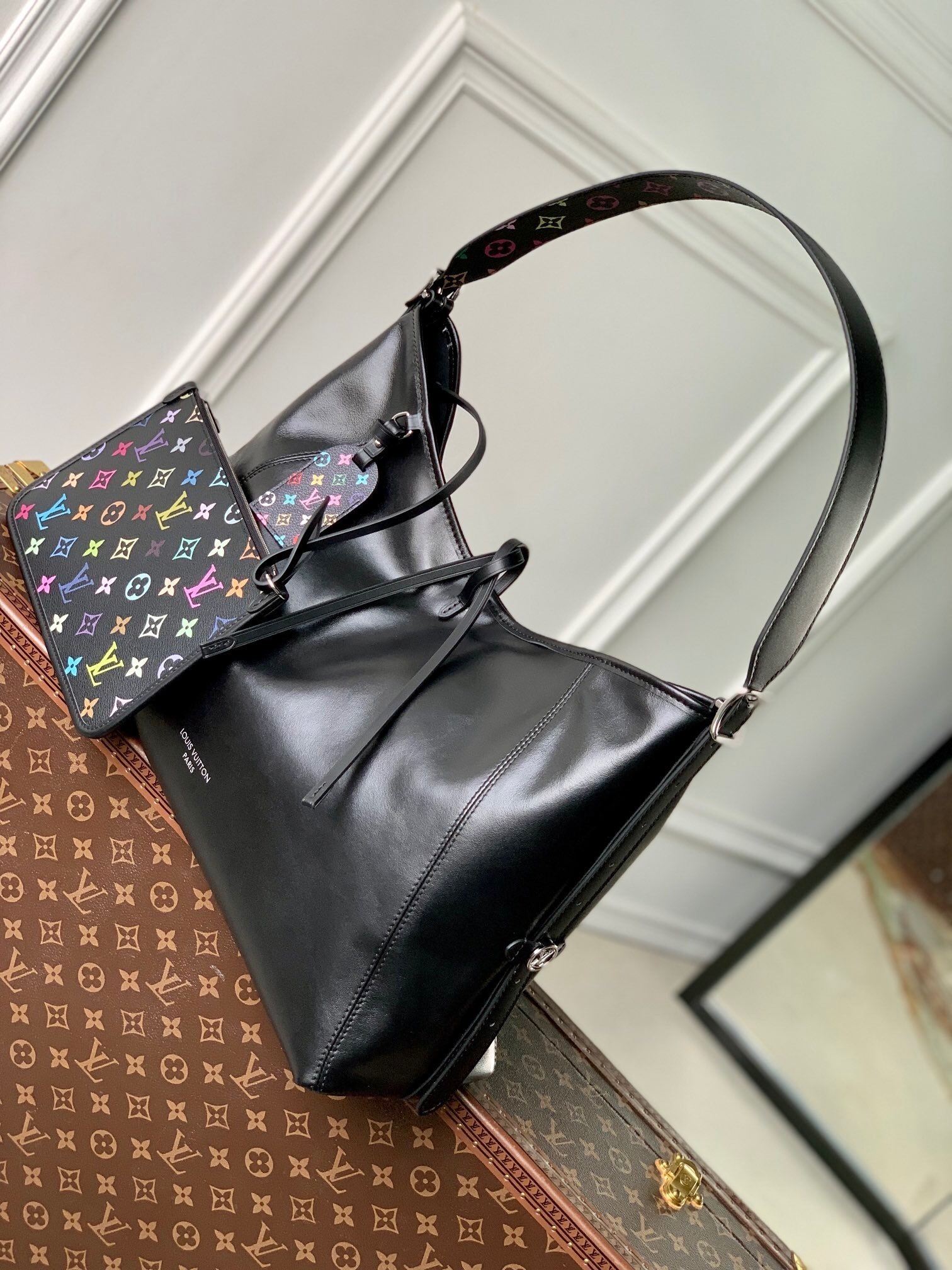 LV carry all bag black