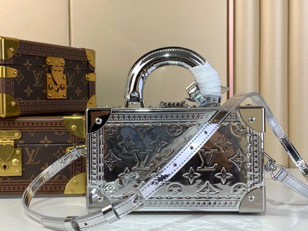 LV Valisette Tresor Silver