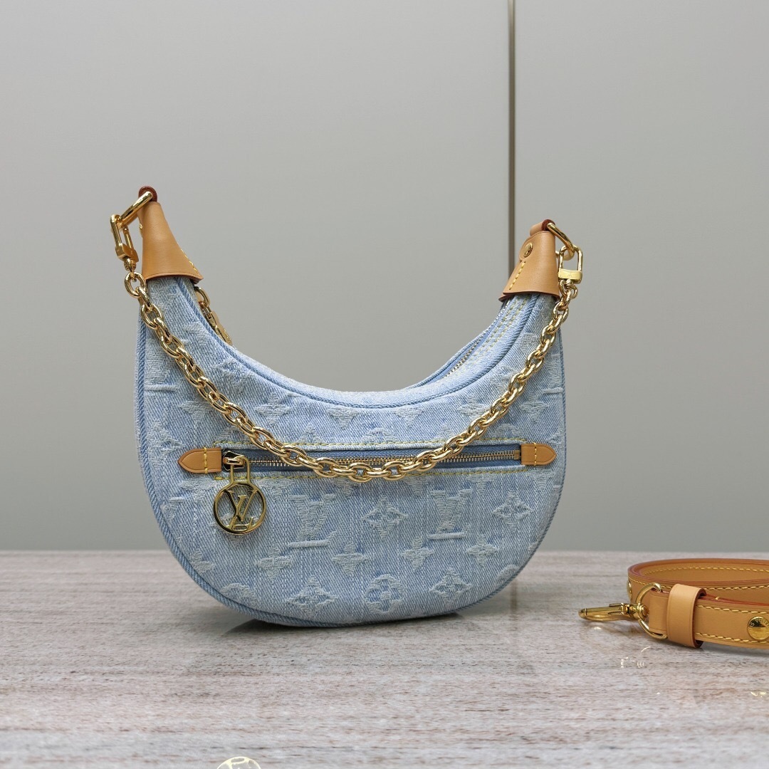 LV Loop Denim Azul Cielo handbag