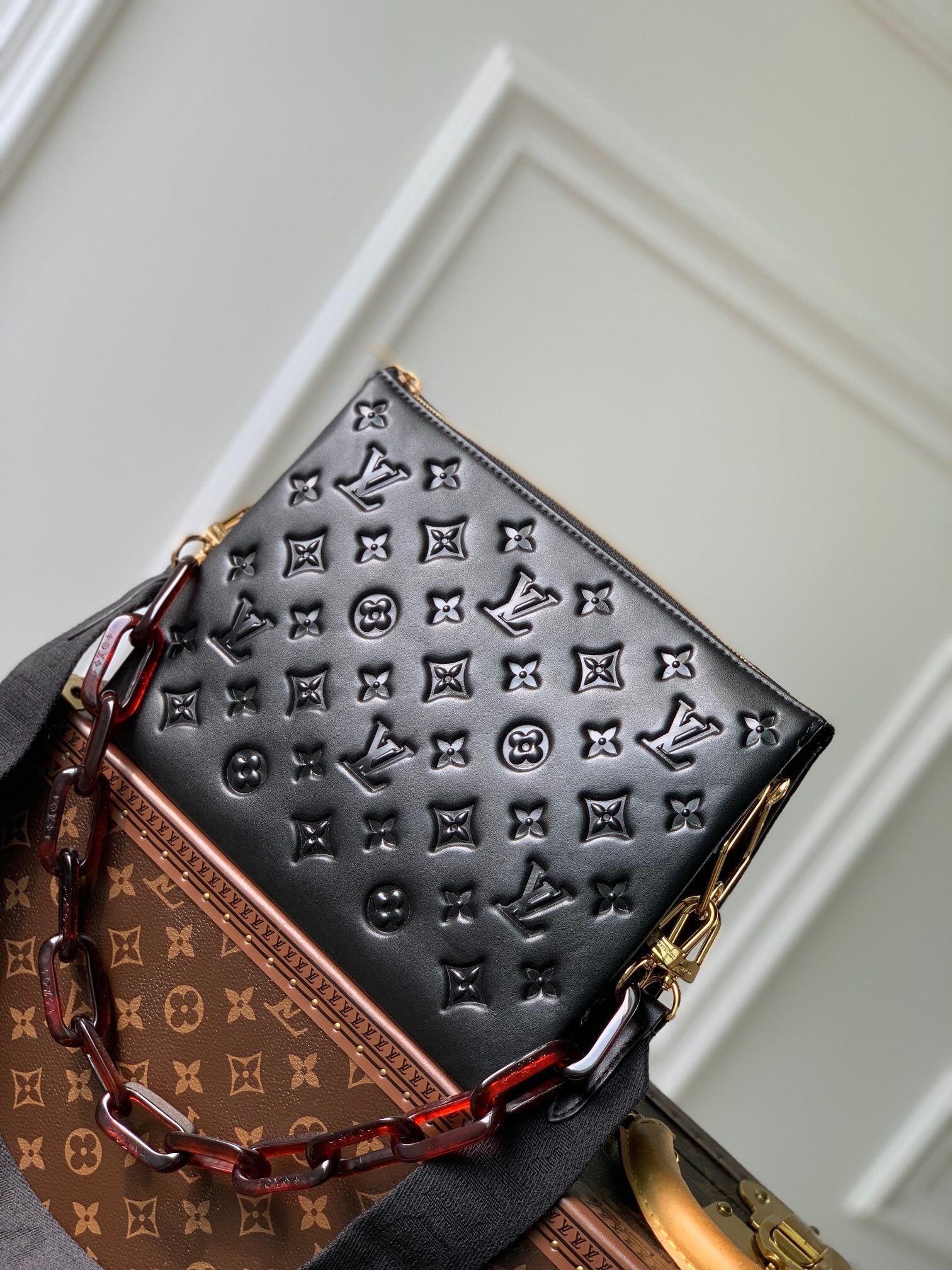 LV M21260 Coussin PM Coussin Handbag black