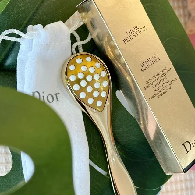 Dior's new Prestige Modeling Duo Petal Massager