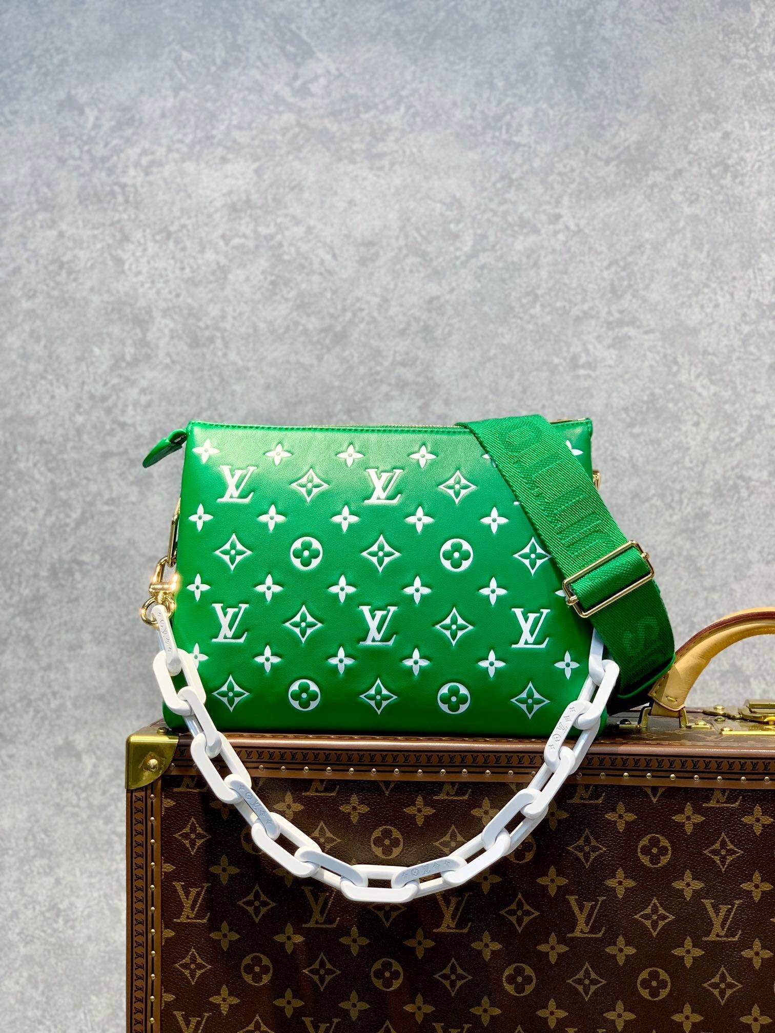LV Coussin PM bag green