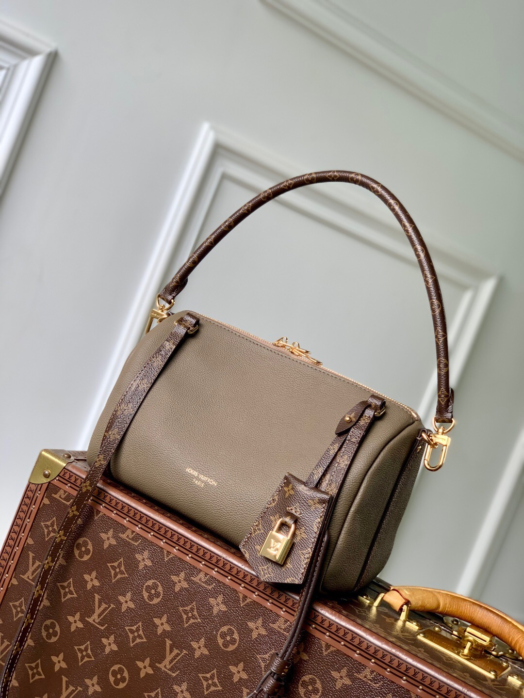 LV Express PM handbag