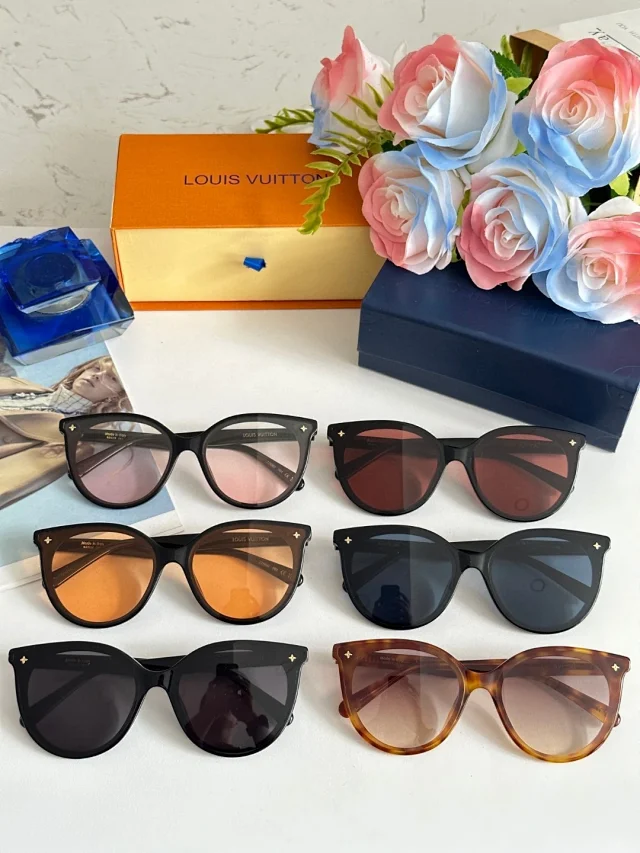 LV sunglasses Model: Z2130U