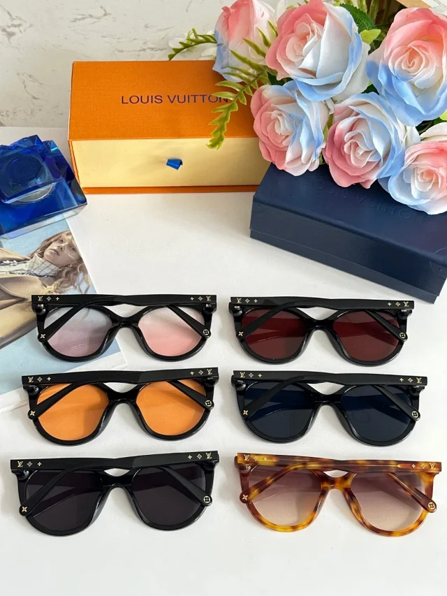 LV sunglasses Model: Z2130U