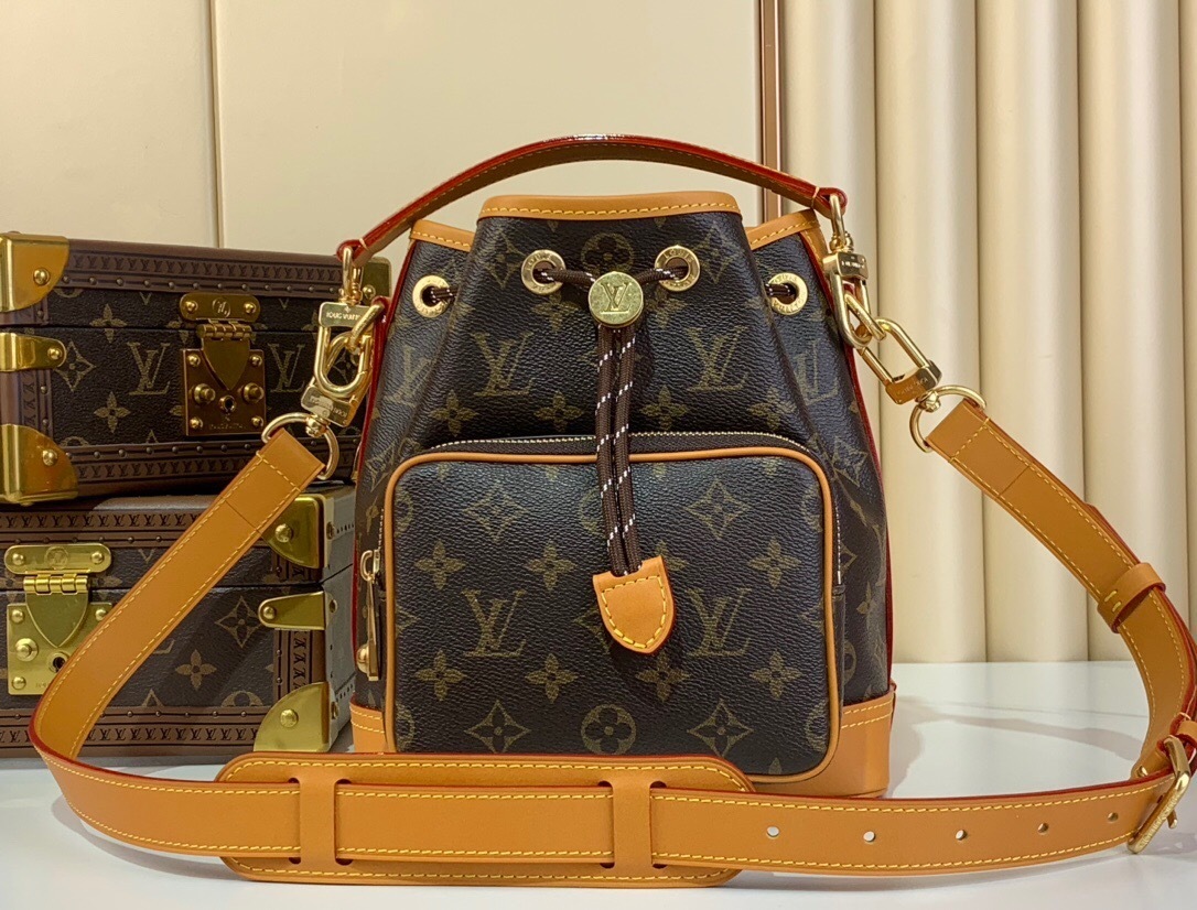 LV Noé Cargo Autres Cuirs Monogram Bag