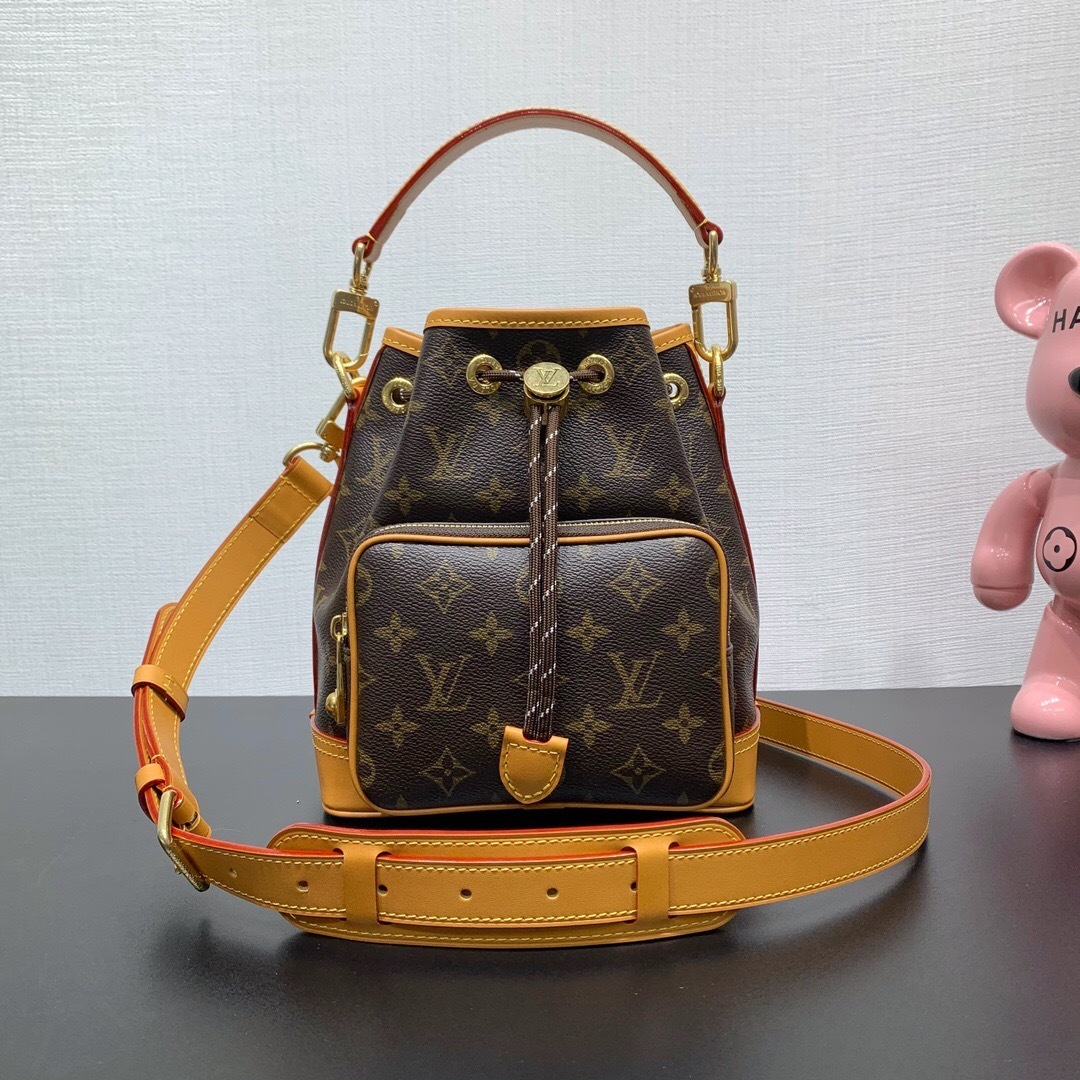 LV Noé Cargo Autres Cuirs Monogram Bag