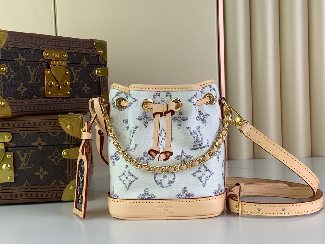 LV Nano Noe bag