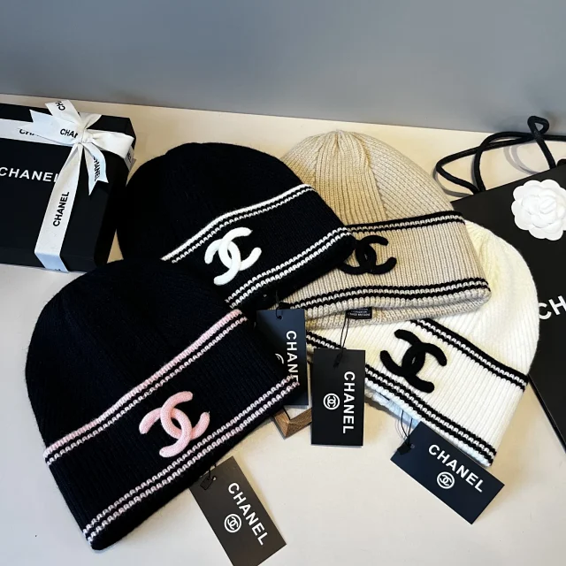 Chanel knitted beanie