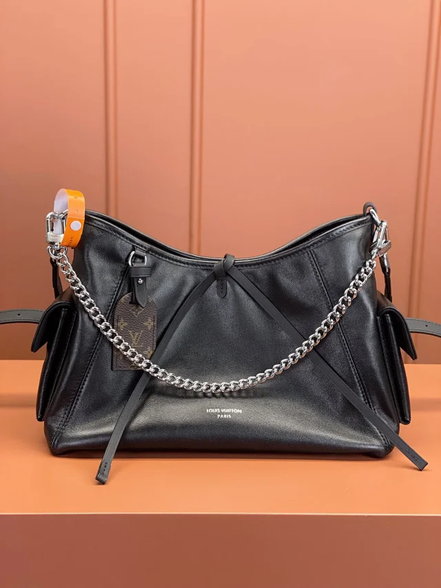 CARRYALL CARGO Small Handbag Model: M24861 Black Size: 33.5x23x15cm