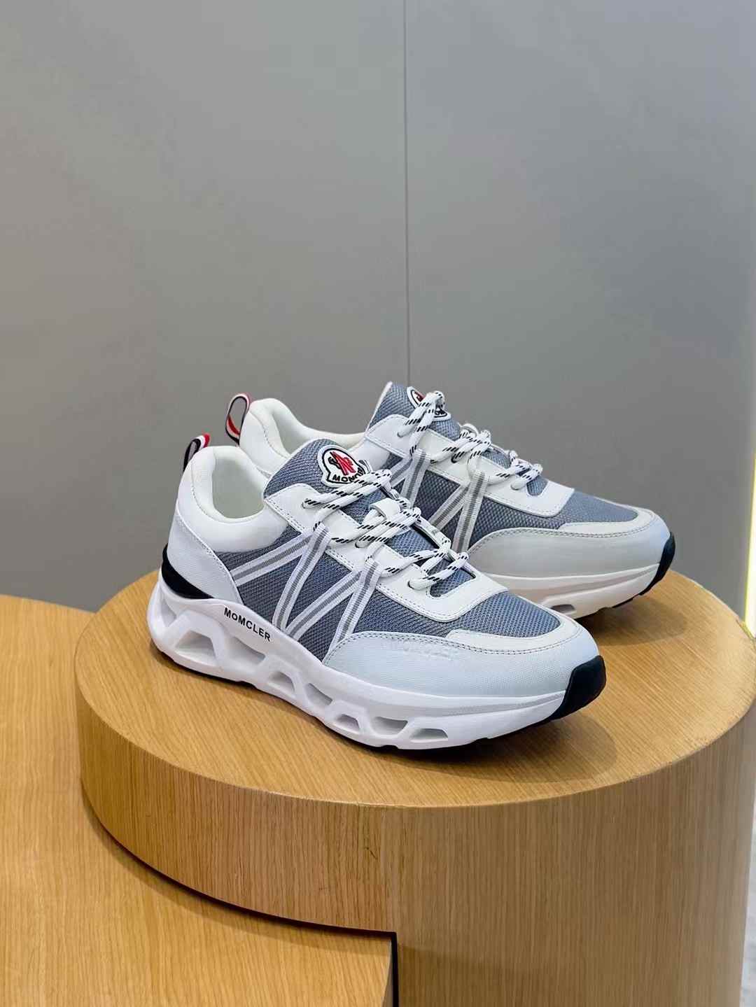 Moncler Trailgrip GTX sneakers white & grey