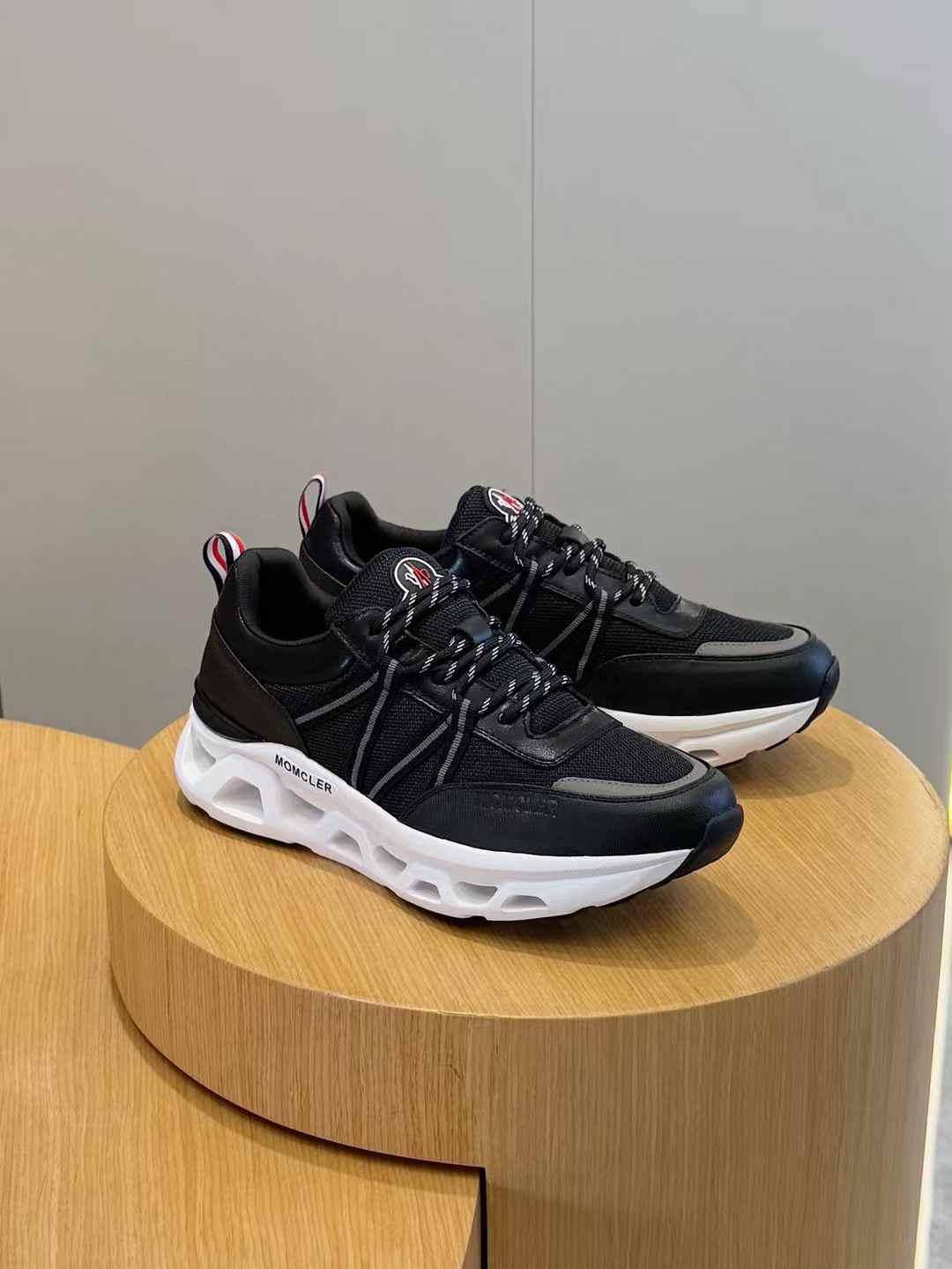 Moncler Trailgrip GTX sneakers black