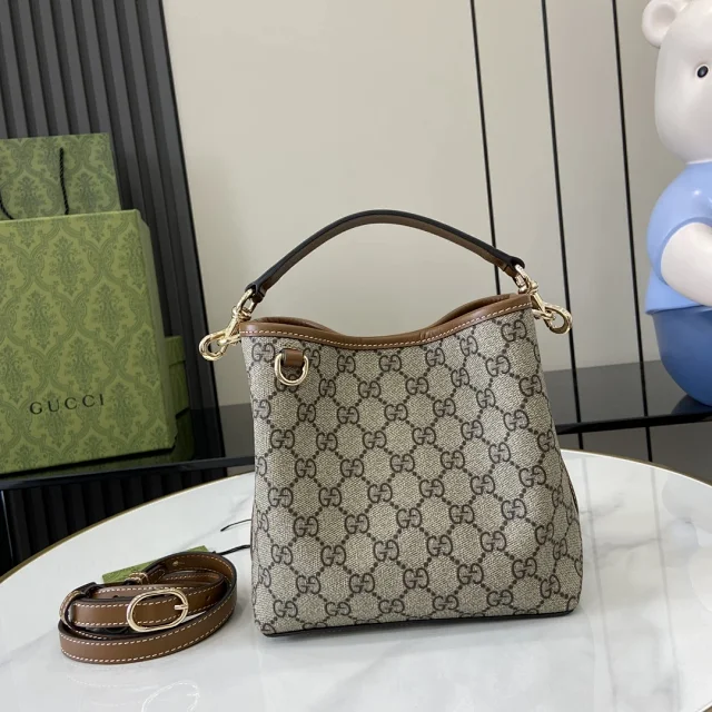 Guccci leather bag Model: 815118 Brown/PVC