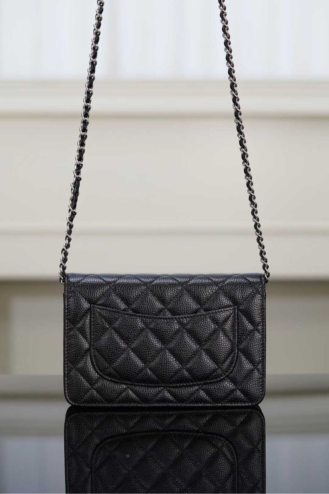 Chanel Classic Wallet on Chain black