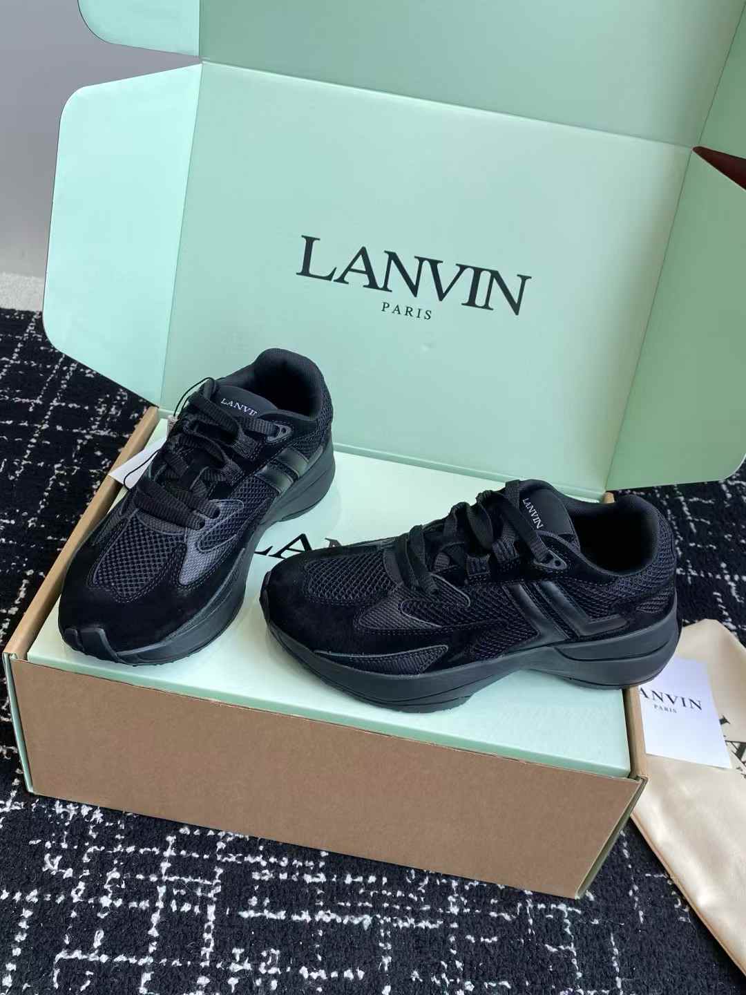 Lanvin Mesh-Panel Sneaker black