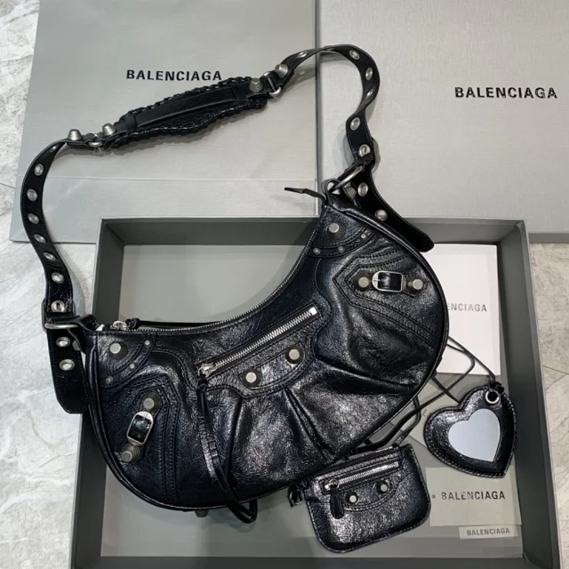 Balenciaga Le Cagole shoulder bag black
