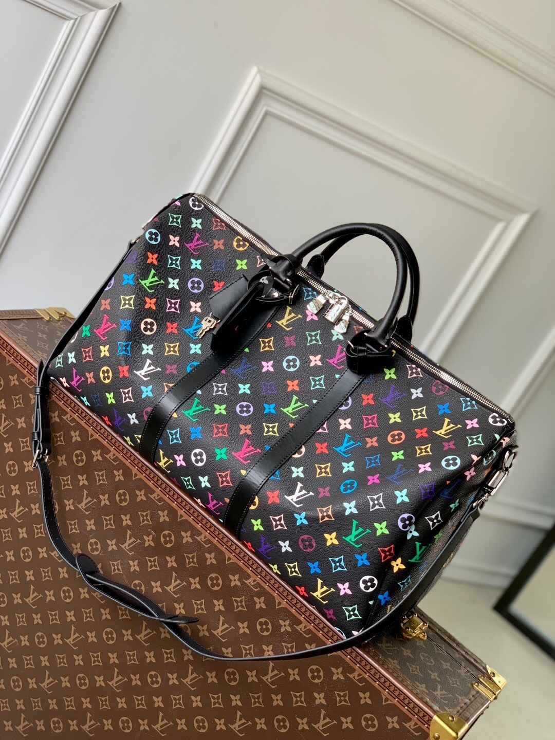 LV Keepall Bandouliere 55 bag.