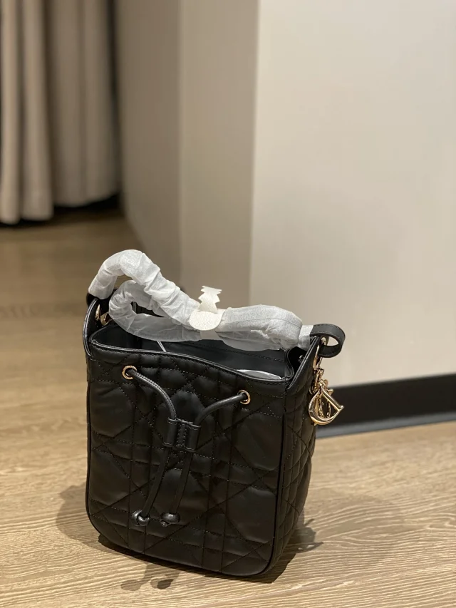 Dior Aboriginal bucket women's bag