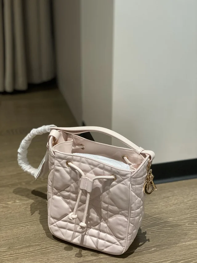 Dior Aboriginal bucket women's bag
